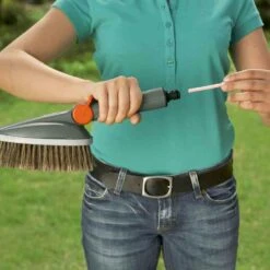 GARDENA Handwaschbürste Cleansystem Cleansystem Handwaschbürste -Garten Werkzeuge Verkauf f11f228b 7401 4d28 b383 3b529cef34d9